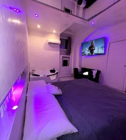 Liefdeshotel Moya Suites